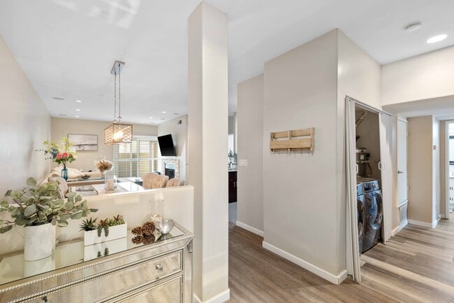 Photo - 5500 Torrance Blvd Unidad A-111