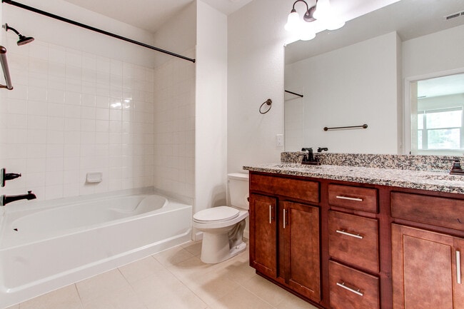 Photo - 4658 Copeland Cir Unit 202
