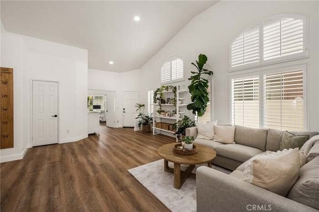 Photo - 927 S Firefly Dr