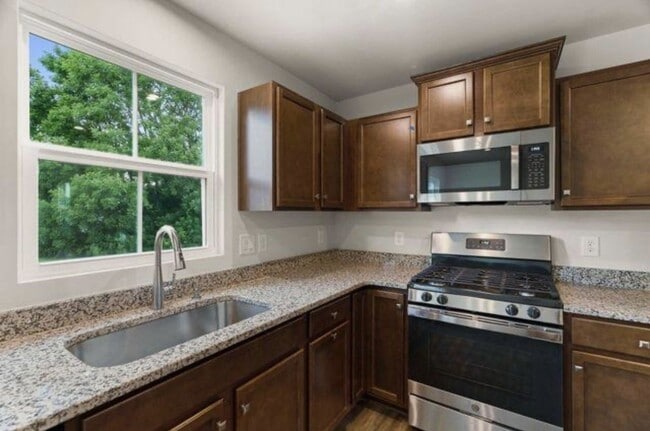 Photo - Beautiful White House Home | Granite Counters, Gas Range & One-Level Living