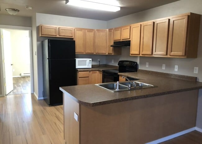 Photo - 225 Northgate Loop