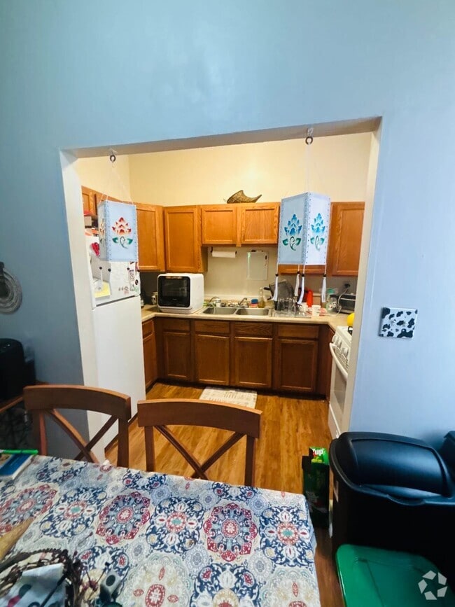 Building Photo - 112 N Fairmount St Unit 1 Rental