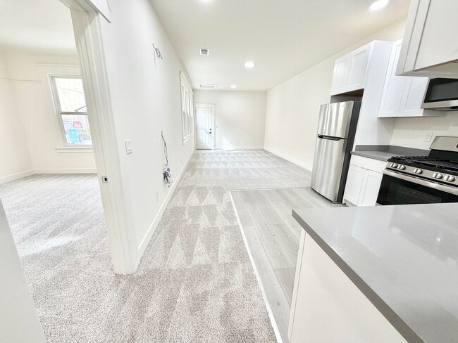 Photo - 4758-4764-4764 Mission St Unit 4758 Mission Street