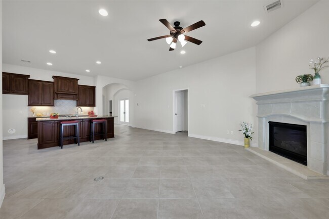 Photo - 150 N Greatwood Glen Pl