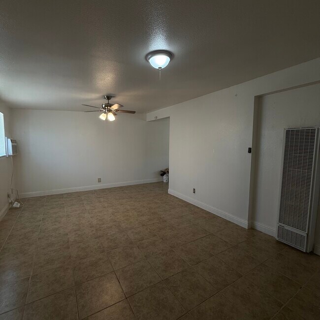 Photo - 26946 Prospect St