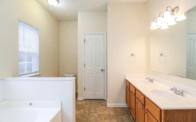 Photo - 132 Sweetmartha Dr