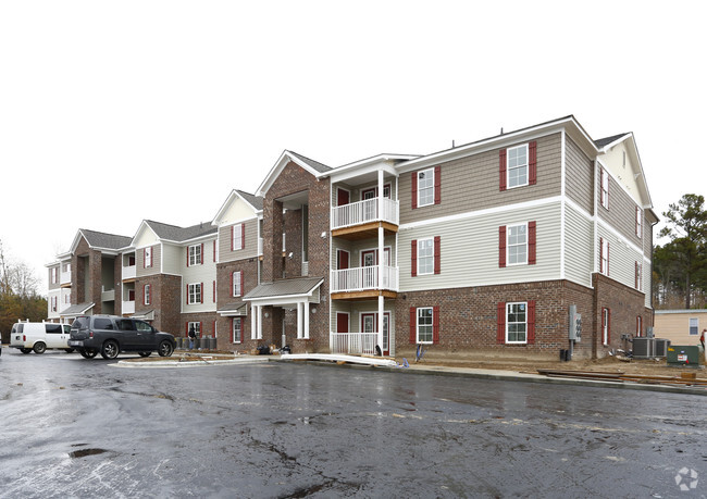 Andover Park Apartments - Andover Park Apartments