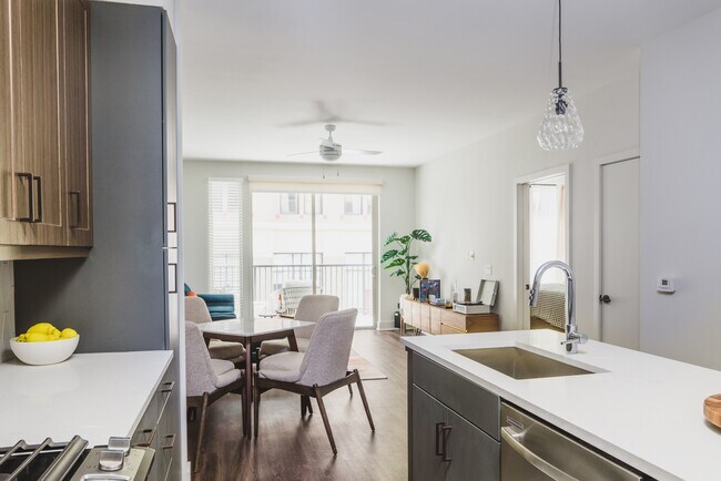 Modera Decatur