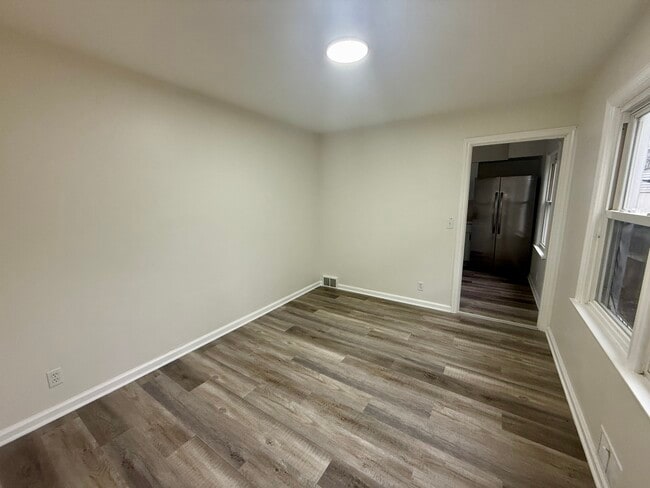 Photo - 436 Larcomb Ave