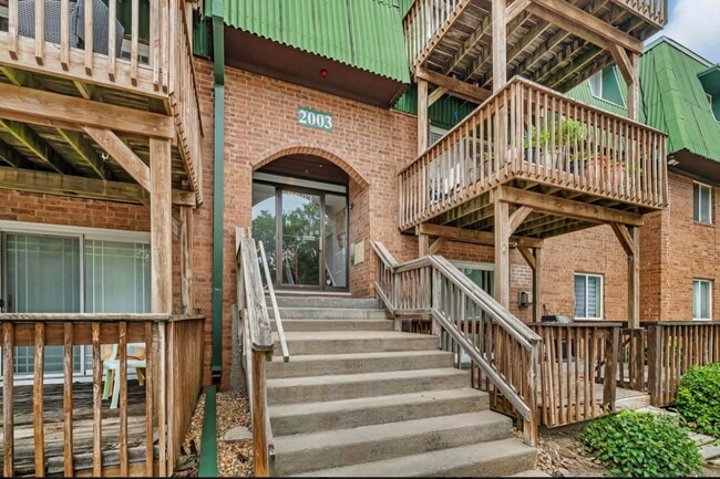 Photo - 2003 Tall Oaks Dr Unidad 2B