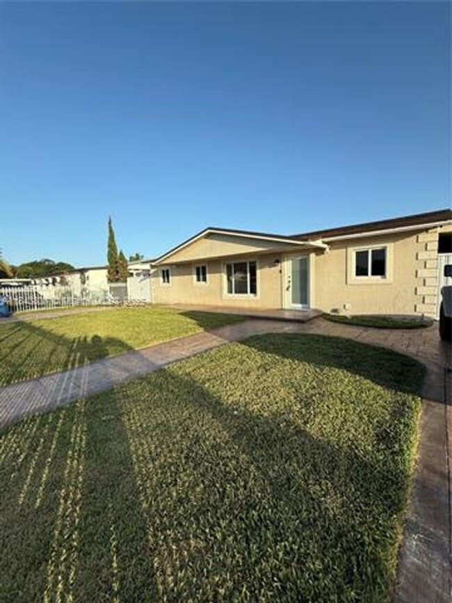 Building Photo - 4172 NW 201st St Rental