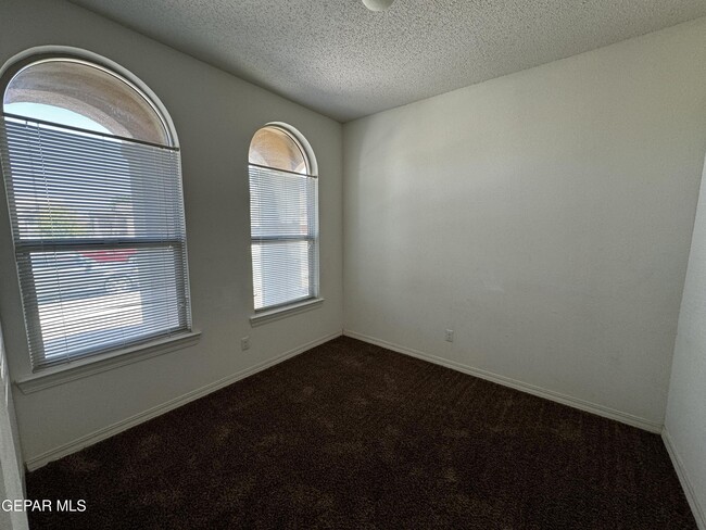 Photo - 2120 William Woolverton