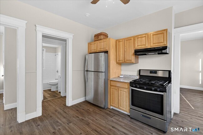 Photo - 82 Gilbert St