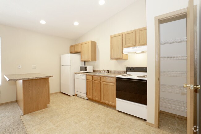 1 Bedroom Upper - Kitchen