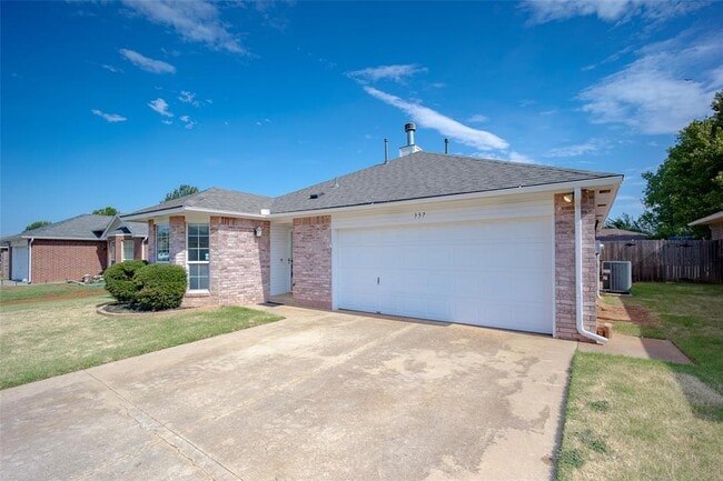 Photo - 337 W Chantilly Way