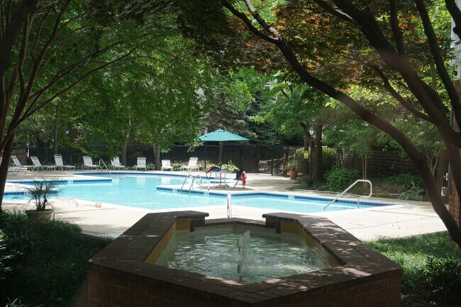 Photo - An Oasis at The Fountains in McLean