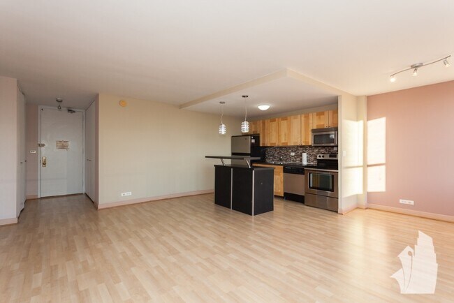 Photo - 655 W Irving Park Rd Unit 1215