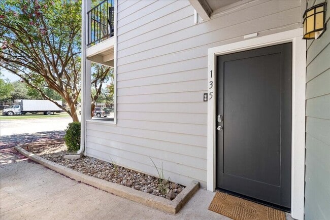 Building Photo - 12166 Metric Blvd