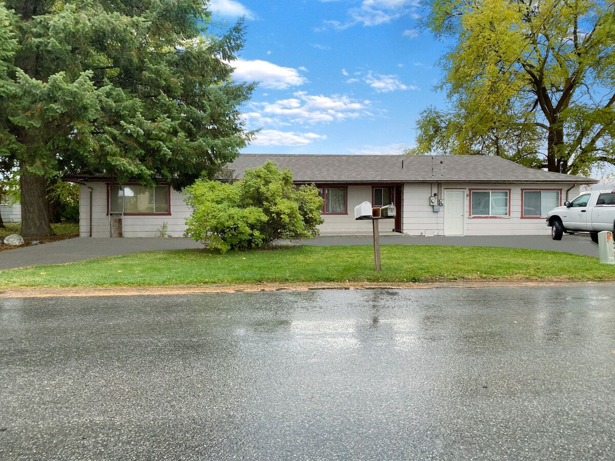 Wyoming Avenue Duplex - Wyoming Avenue Duplex Apartment Unit B