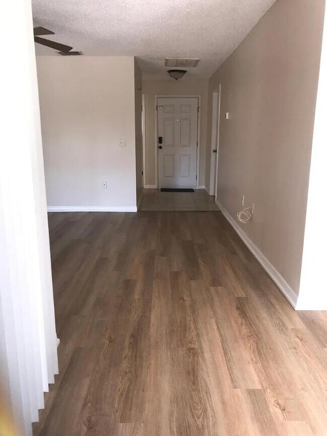 Photo - 9414 Nakoma Way