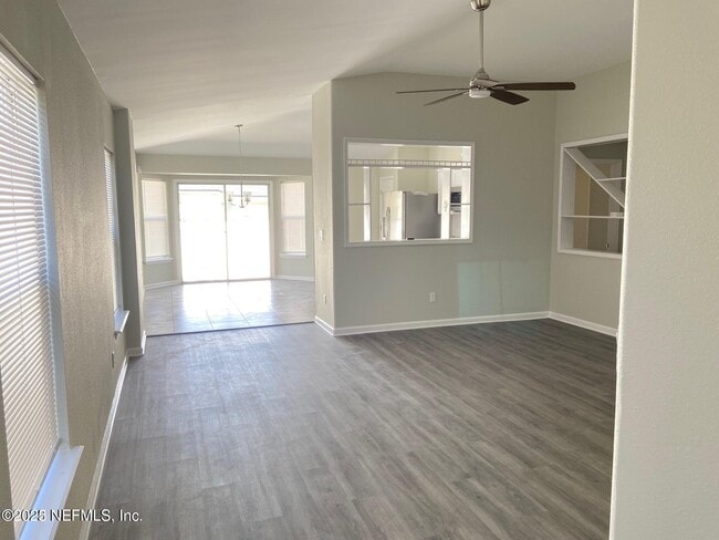 Photo - 408 Monet Ave