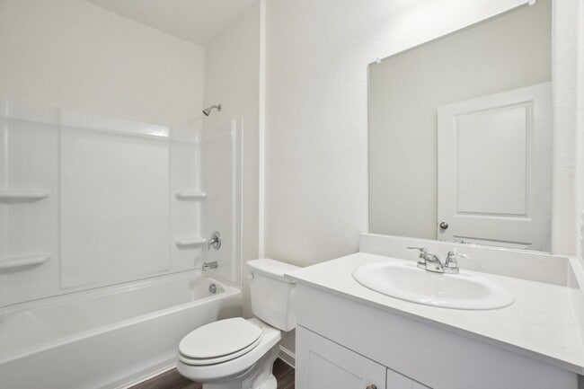 Photo - 16125 Viburnum Dr