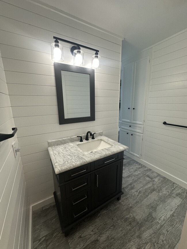 Photo - 10614 Dierking Rd