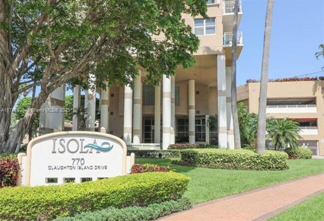 Photo - 770 Claughton Island Dr Apartamento Unidad 770 NE Claughton Island Dr  1103