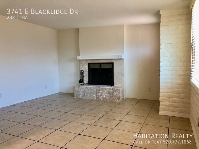 Photo - 3741 E Blacklidge Dr