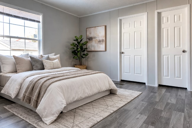 Photo - 361 Parker Lake Dr