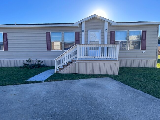 Photo - 2300 Ward Bend Rd