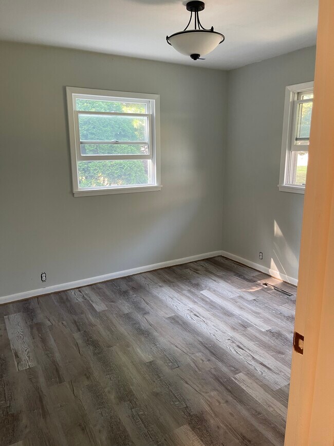 532 Capitol Dr