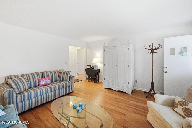 Photo - 145 Osborne Ave
