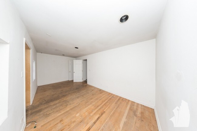 Photo - 2318 N Southport Ave Unidad 3R