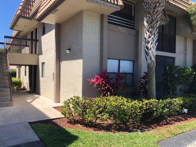 Building Photo - 10714 Royal Palm Blvd Unit 4-2