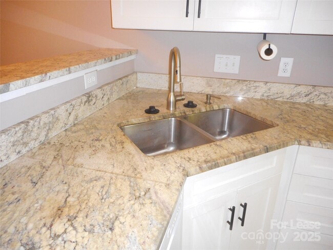 Photo - 9710 Elizabeth Townes Ln