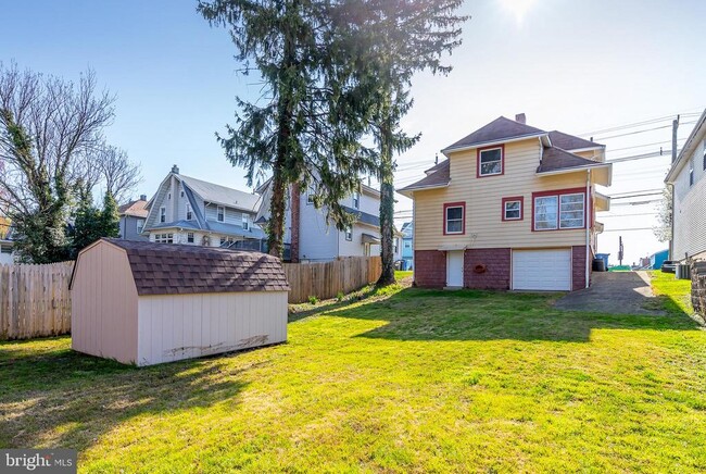 Photo - 512 Broadway