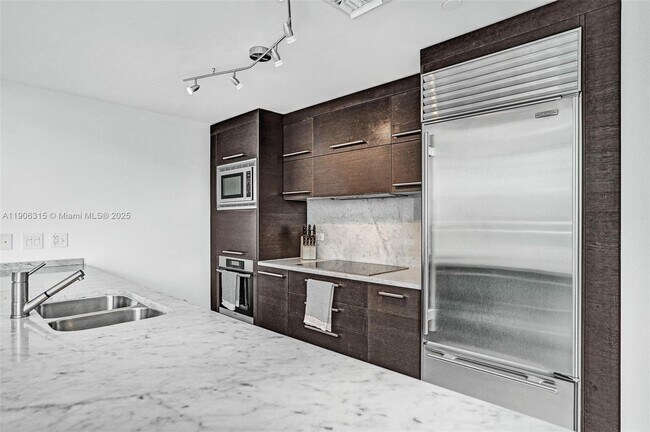 Photo - 900 Biscayne Blvd Unit 501