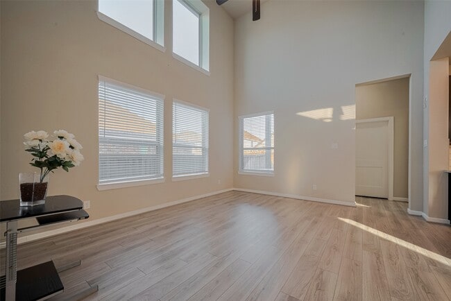 Photo - 7809 Axis Rdg Dr