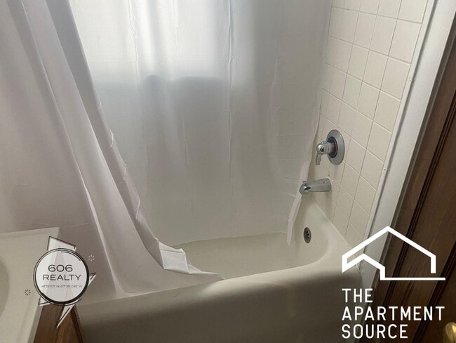 Photo - 5357 W Belmont Ave Unit 3