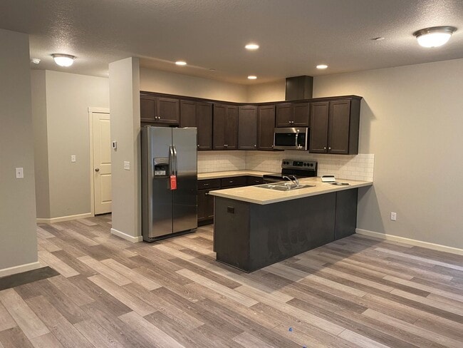 Photo - 193 Cloverdale Rd