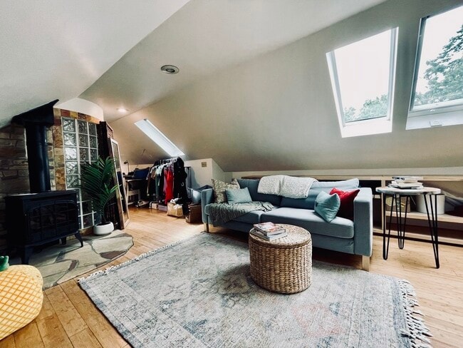 Photo - 1701 Taylor St NE Unit 3