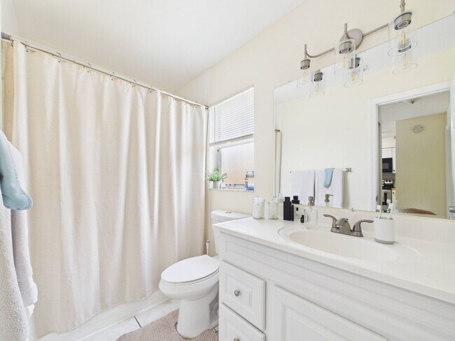 Bathroom - 1411 E 109th Ave Unit B