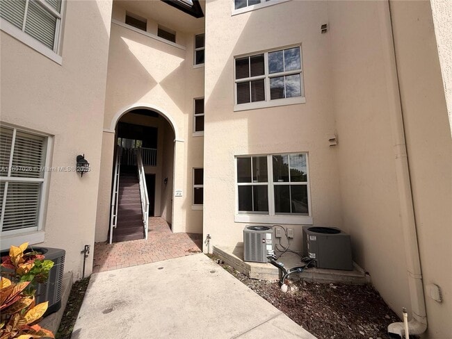 Photo - 11605 NW 89th St Unit 110