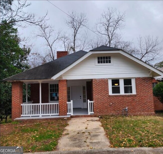 Building Photo - 919 Inverness Ave