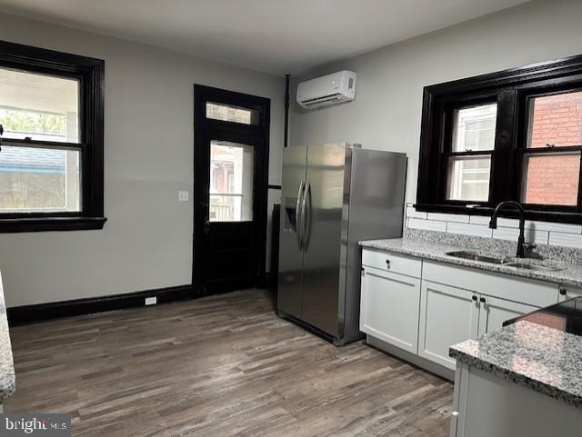 Photo - 1708 State St
