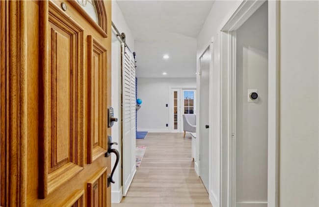 Photo - 19036 Plummer St Casa