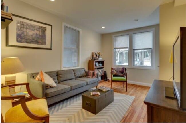 Photo - 1223 Orren St NE Unit 4