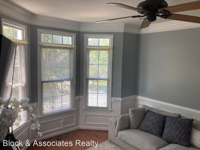 Photo - 4 br, 3 bath House - 608 Oxboro Circle