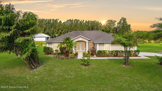 Photo - 285 Pine Island Rd House